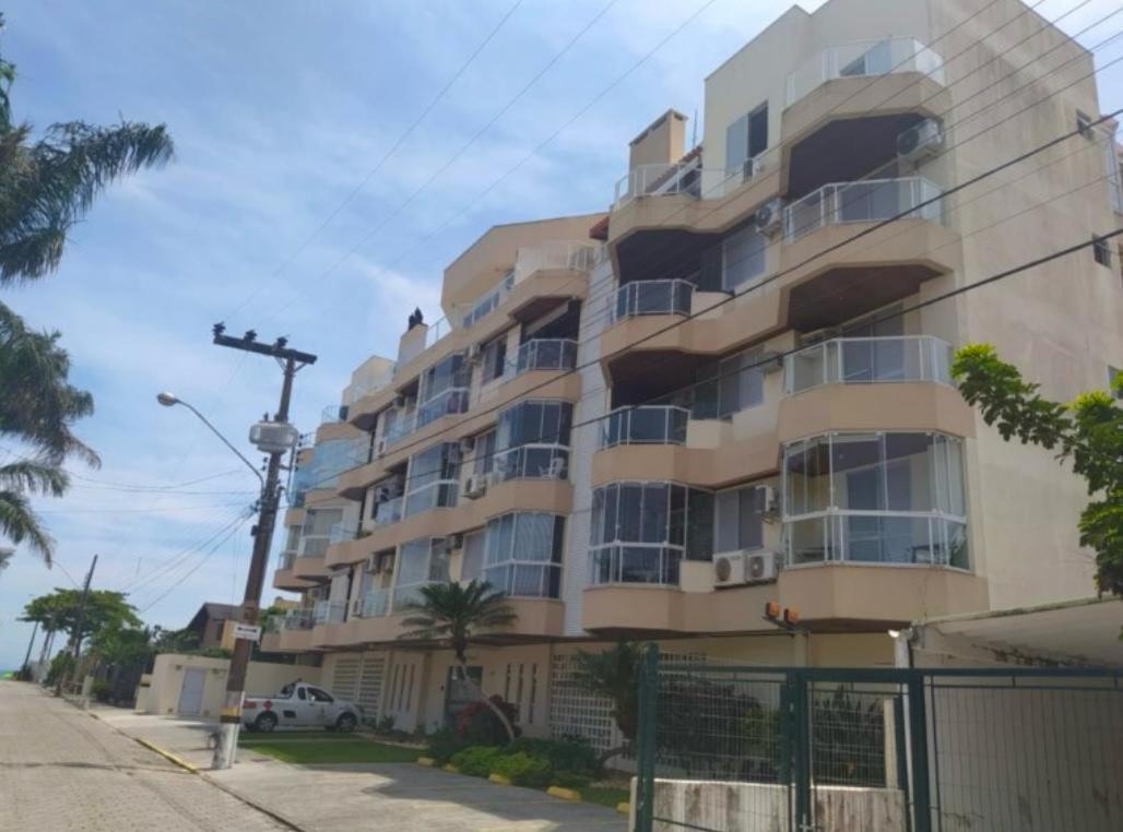 Residencial Santiago - Apto 202 Apartamento
